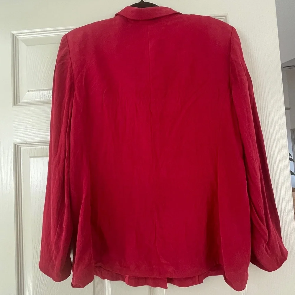Dress Barn soft 100%